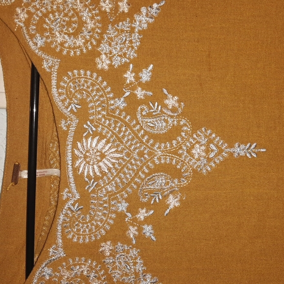 FREE PEOPLE Bohemian embroidered womens crop top 🌼😊🍂 - Picture 9 of 11